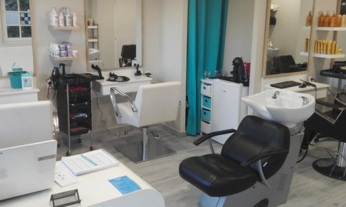 Salon de coiffure à Saint-Raphaël. Azur Coiffure